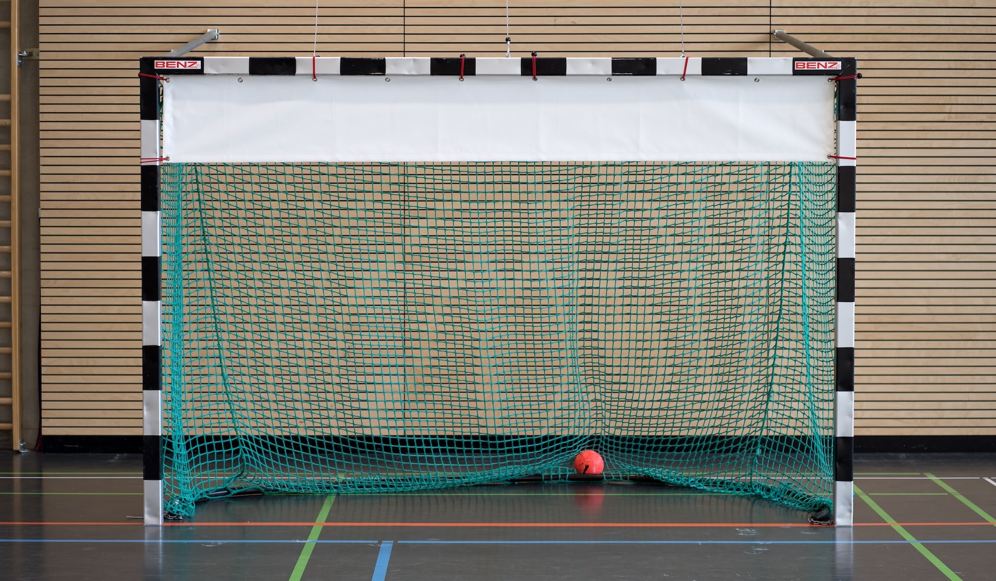 Goal-Downsizer (Torverkleinerer) für Handballtor / ca. 298x39 cm / LKW Plane (650 g/qm)